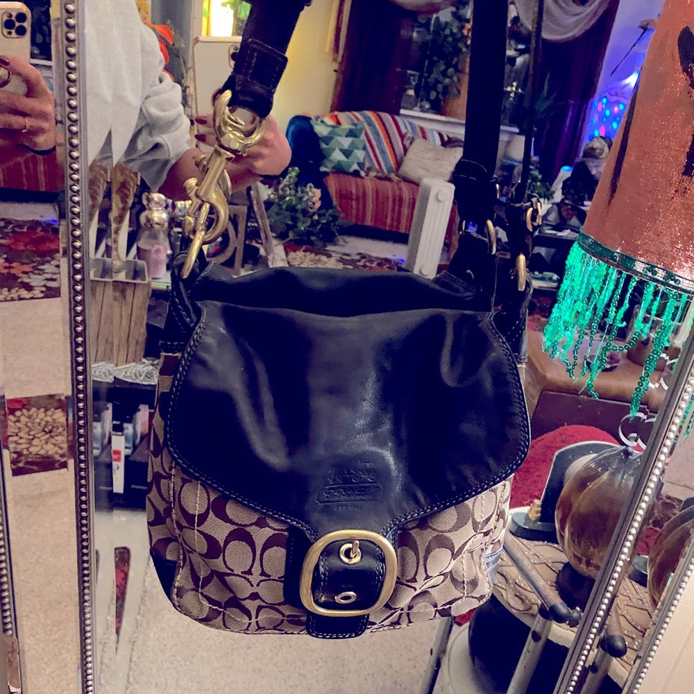 AUTHENTIC COACH BLEECKER BROWN SIGNATURE FLAP HANDBAG